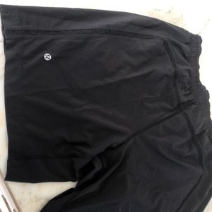 Men’s Lululemon athletic short